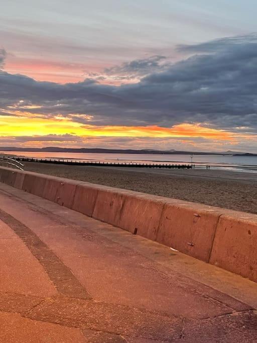 Loft Apartment In Joppa Edinburgh Bagian luar foto